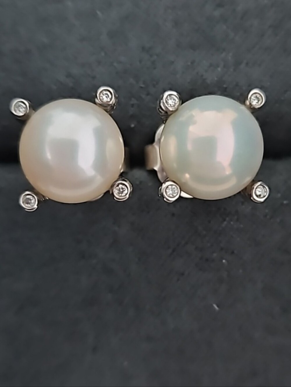 David Yurman Pearl and Diamond Accent Stud Earrings - White Pearl/ BNWOT